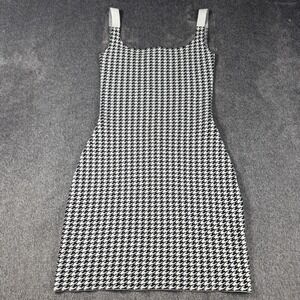 Nagnata Women's Size XS White Black Houndstooth Knee High Shoulder Strap Dress